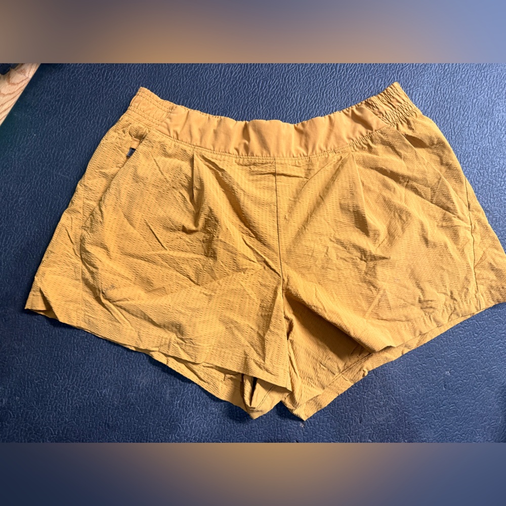 Athleta Brooklyn Mustard Shorts